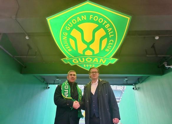 开云-国安新帅和新任体育总经理携手亮相 主帅表态有信心走好全新旅程