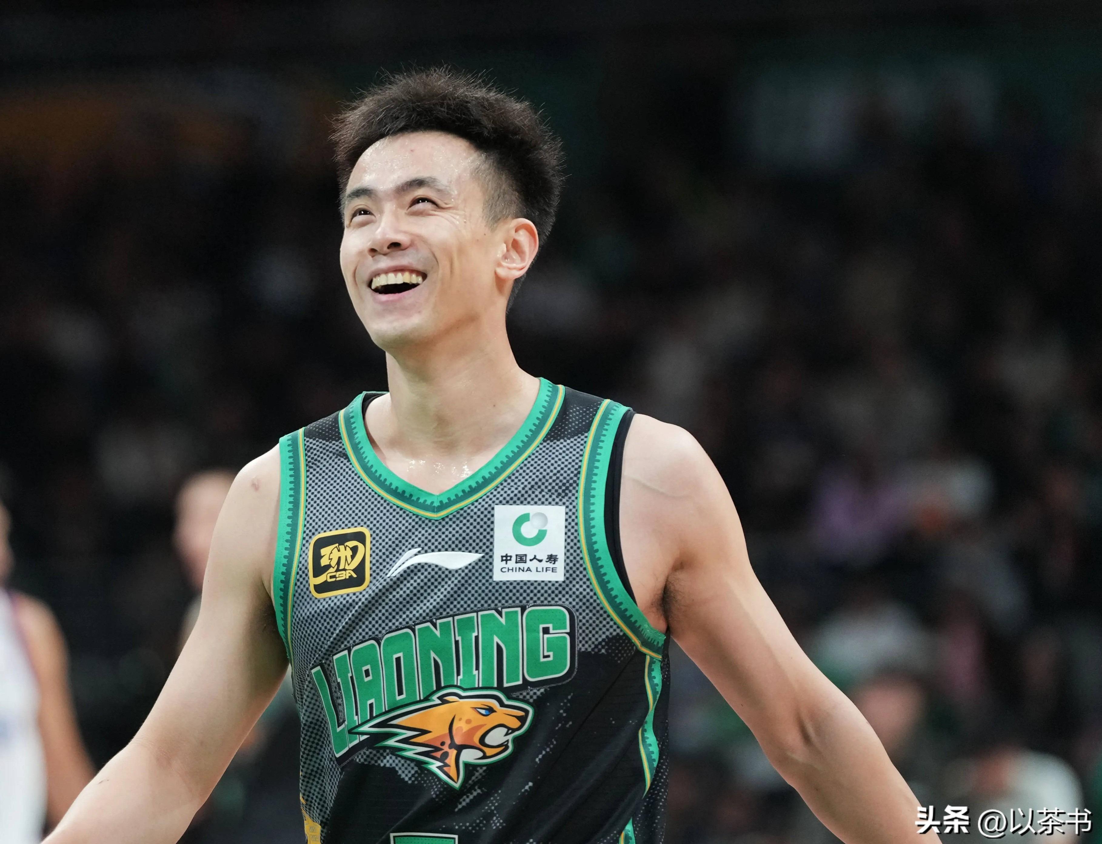 开云-赵继伟：年薪高达600万，曾拿4次CBA总冠军，妻子是人艺话剧演员